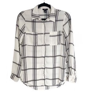 Rue 21 Black and Ivory Button Up Blouse Small